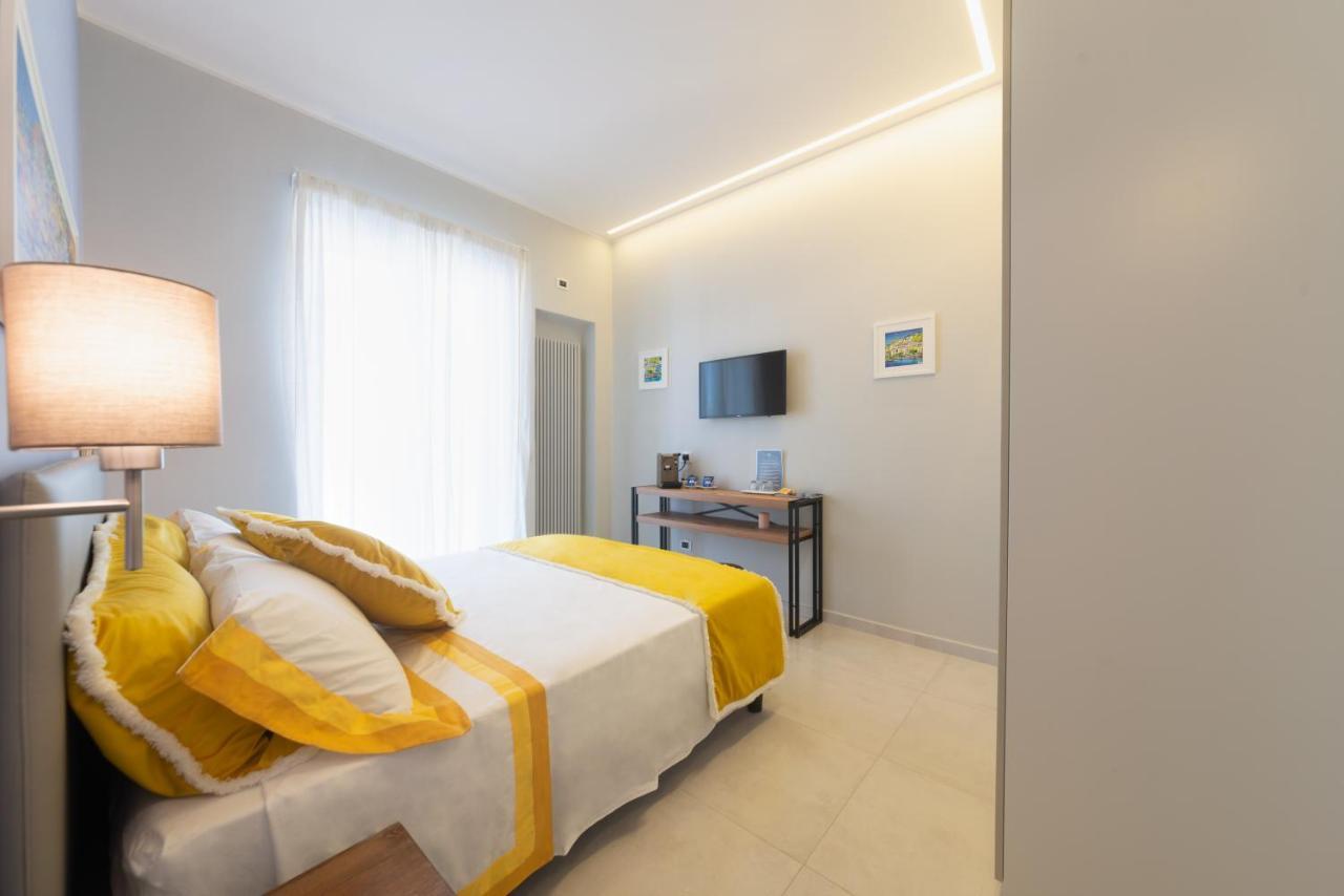 B&B La Piazzetta Isquia Exterior foto